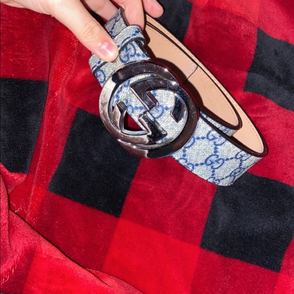 Gucci belt